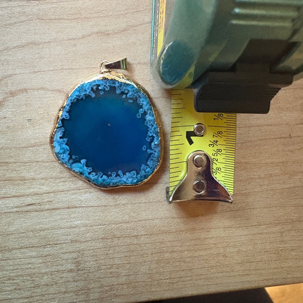 Blue Agate Pendant - Picture 4 of 4